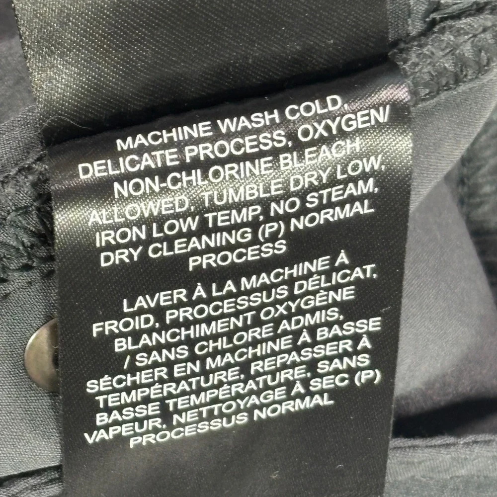 Kuhl Womens Charcoal Grey Cargo Hiking Shorts Size 12 Technical Utility Outdoor